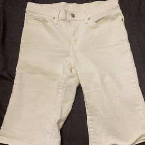 Levi’s bermuda 🥰